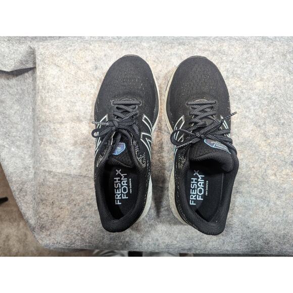 New Balance Womens W880e11 Black/White Running Shoes Size 9.5 Fresh Foam - Picture 3 of 8